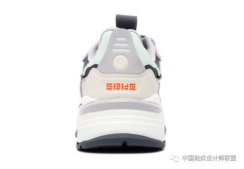 鴻星爾克新款跑鞋評測 不止于情懷的硬核實力